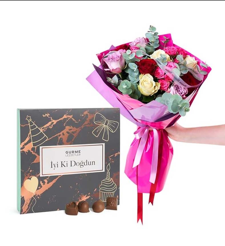Renkli Gül Buketi ve İyi Ki Doğdun Gurme Lezzetler
