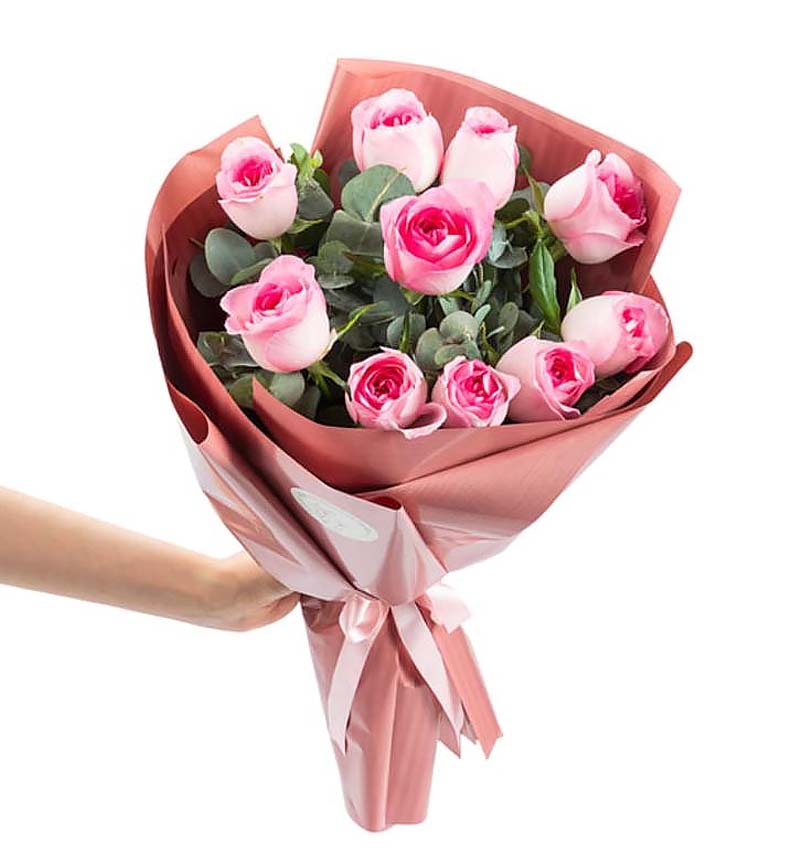Somon Buket Kağıdında 10'lu Pembe Gül Buketi